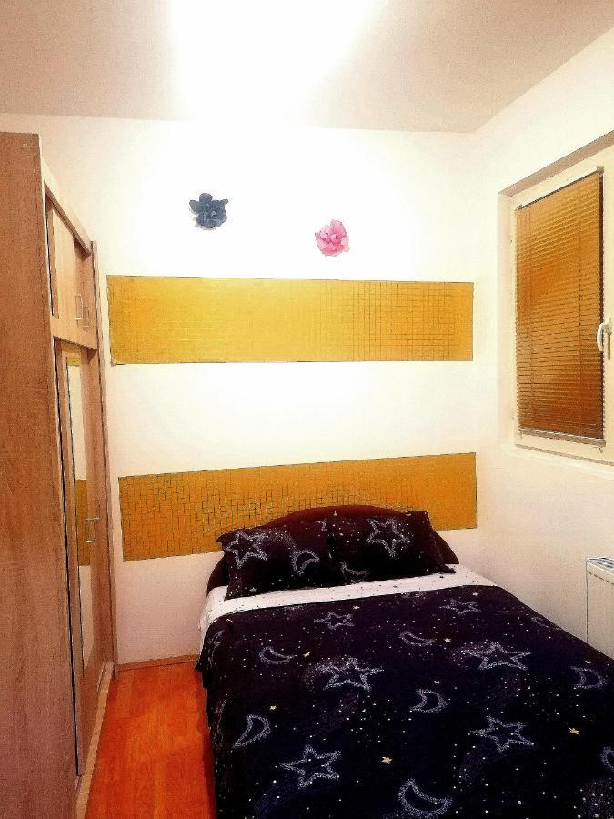Apartmán Jednosoban stan centar Pirot Exteriér fotografie